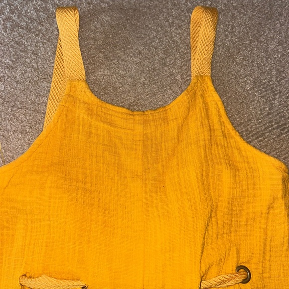 🦄5 items for $15🦄 
Girls Truce Overalls - Picture 6 of 10